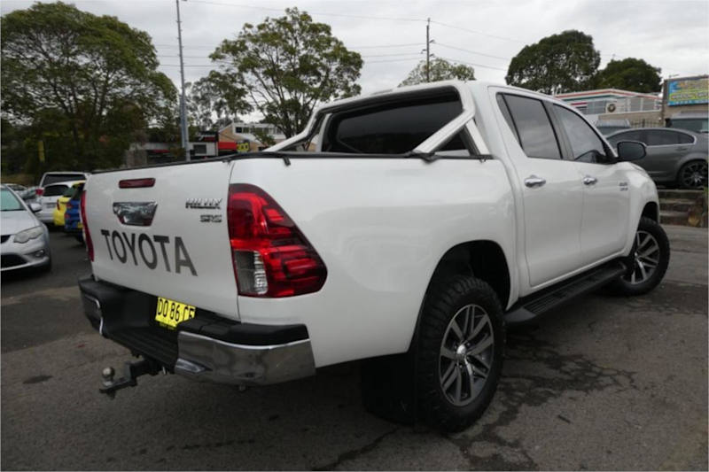 2018 Toyota Hilux GUN126R MY17 SR5 (4x4) White 6 Speed Manual Dual Cab Utility62933710084865112