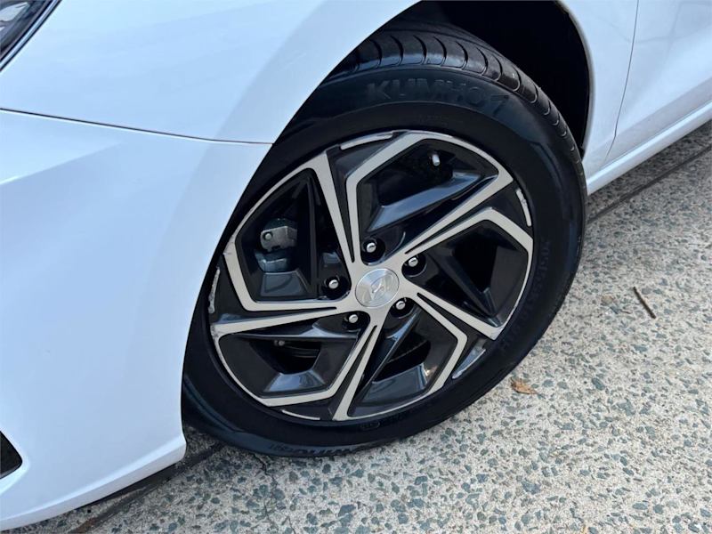 2023 Hyundai i30 PD.V4 MY23 White 6 Speed Sports Automatic Hatchback62935690325378114