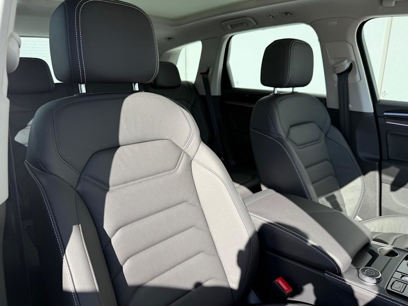 2024 Volkswagen Touareg RC MY24 170TDI Tiptronic 4MOTION Silicon Grey Metallic 8 Speed62932714582657114