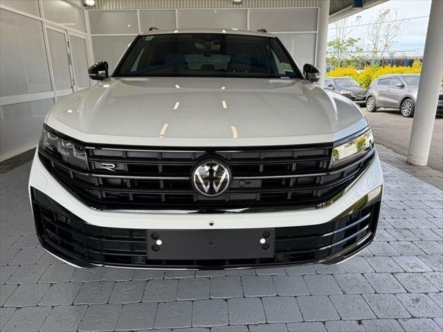 2024 Volkswagen Touareg RC R Pure White 8 Speed Automatic SUV62938583209603111