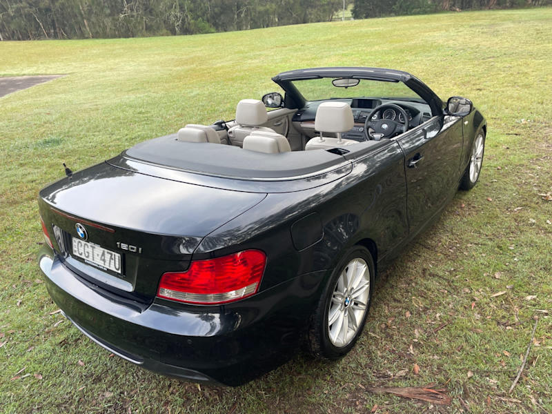 2011 BMW 1 20i M-Sport Convertible 62882728193410114