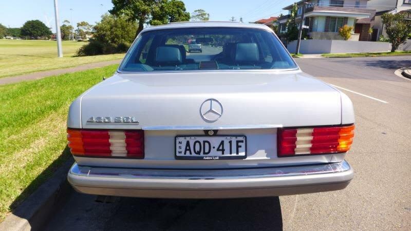 1990 Mercedes-Benz 420 SEL Metallic Silver 4 Speed Automatic Sedan62938583986947113