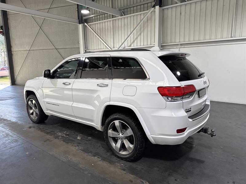 2015 Jeep Grand Cherokee WK MY15 Overland (4x4) White 8 Speed Automatic Wagon62933708187011113