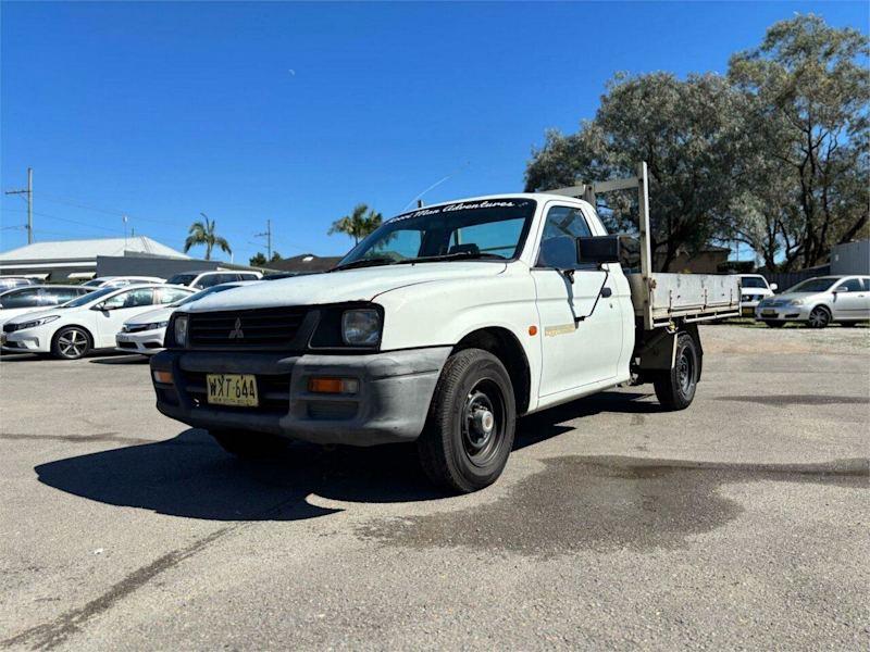 1999 Mitsubishi Triton MK GLX White 5 Speed Manual Cab Chassis62882772317826112