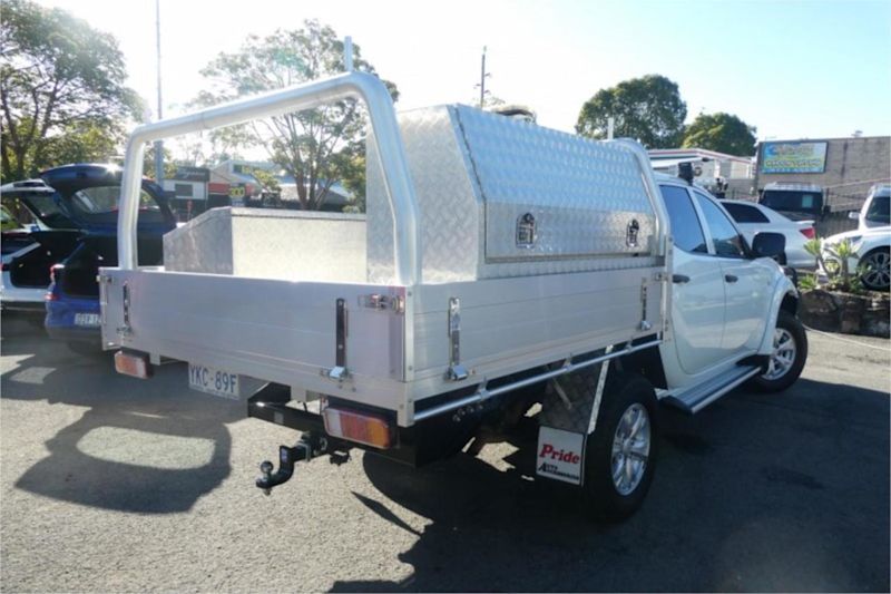 2014 Mitsubishi Triton MN MY15 GLX (4x4) White 5 Speed Manual 4x4 Double Cab Utility62882729324291113