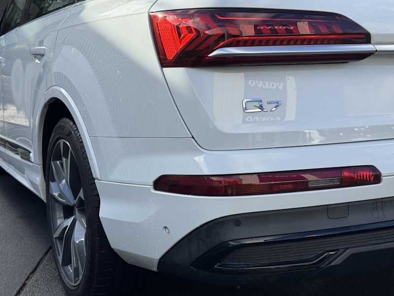 2020 Audi Q7 4M MY21 50 TDI Tiptronic Quattro Glacier White 8 Speed Sports Automatic Wagon62935691781635114