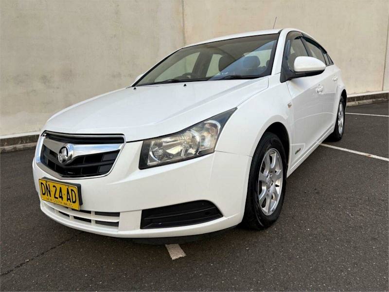 2010 Holden Cruze JG CD White 6 Speed Automatic Sedan62934698915331112
