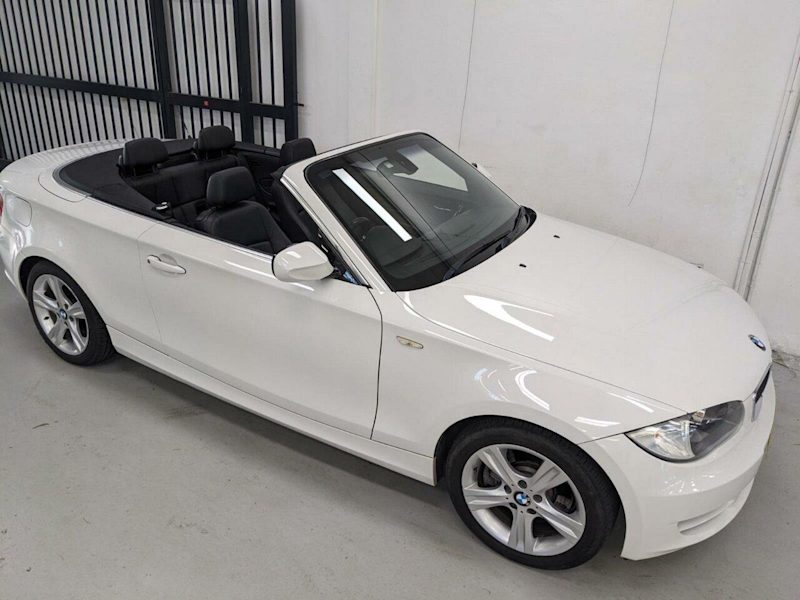 2009 BMW 1 Series E88 MY10 123d Steptronic White 6 Speed Sports Automatic Convertible62882764900994111