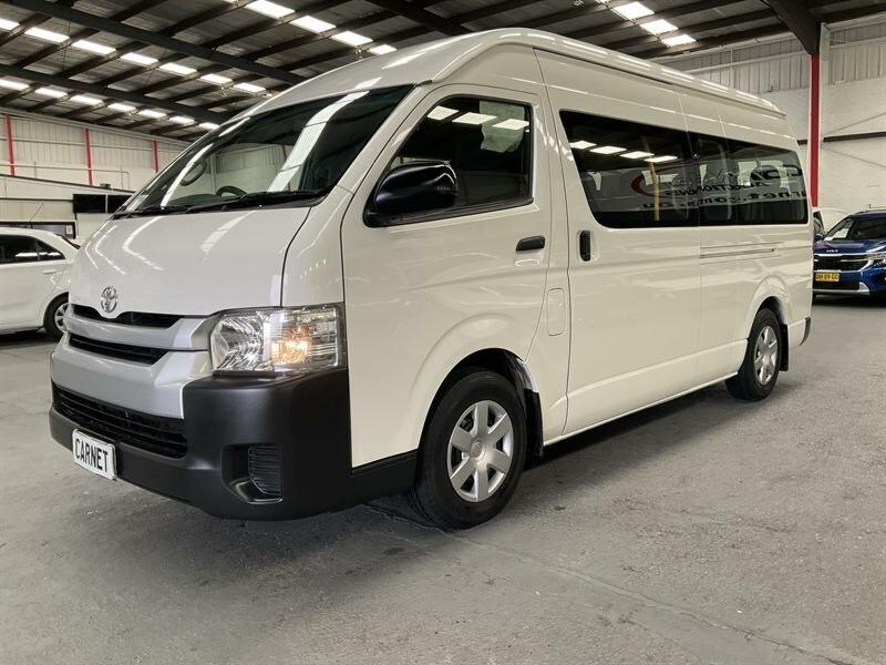 2016 Toyota HiAce KDH223R MY16 Commuter White 4 Speed Automatic Bus62933713811715111