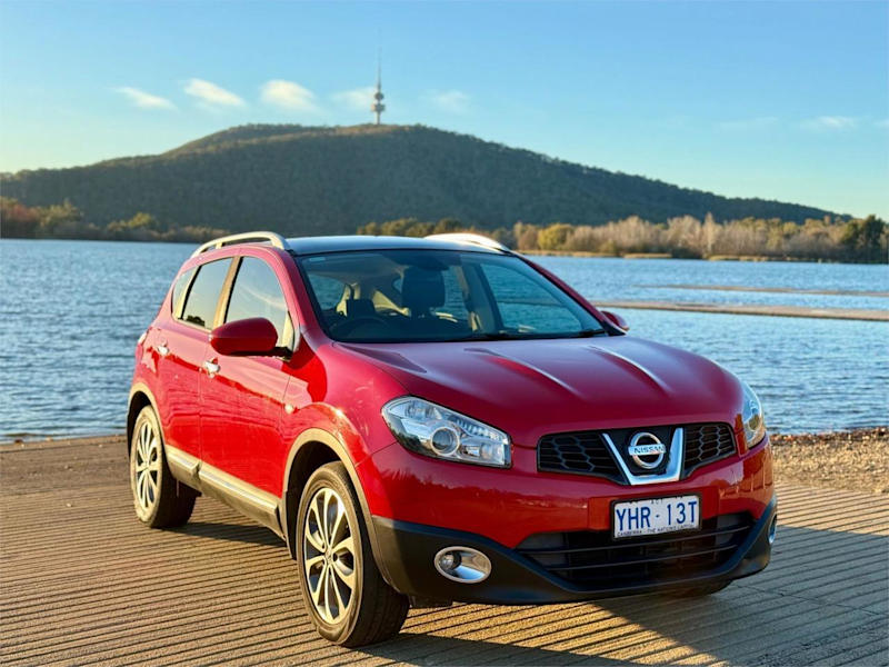2011 Nissan Dualis J10 Series II TI (4x4) Red 6 Speed CVT Auto Sequential Wagon62938583429762111
