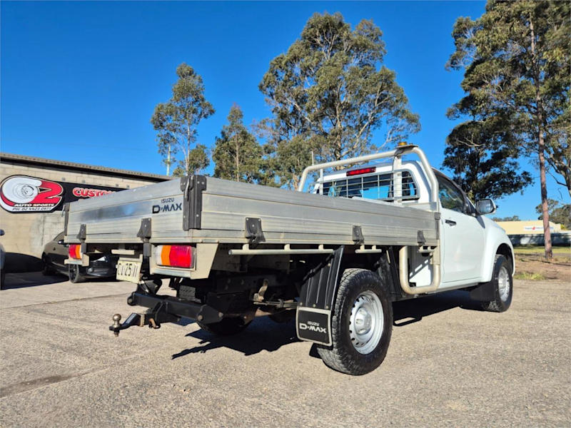 2016 Isuzu D-MAX MY15 SX 4x2 High Ride White 5 Speed Sports Automatic Cab Chassis62935688813442112