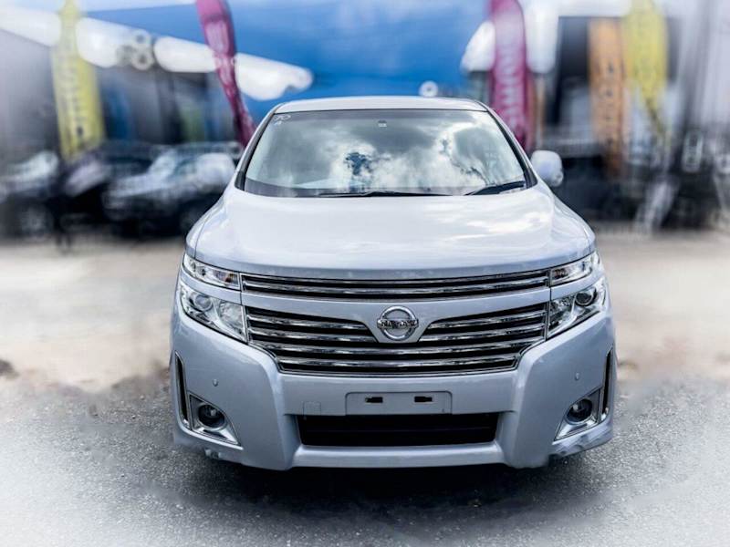 2010 Nissan Elgrand PE52 HIGHWAY STAR 350 Silver Automatic Wagon62935687665921111