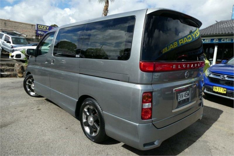 2014 Nissan Elgrand Highway Star Silver, Chrome Automatic62933711195395113