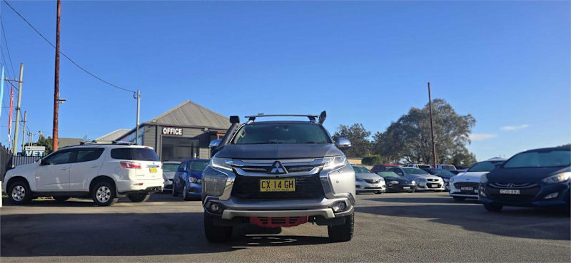 2016 Mitsubishi Pajero Sport MY16 Exceed (4x4) 7 Seat Silver 8 Speed Automatic Wagon62933711922434111