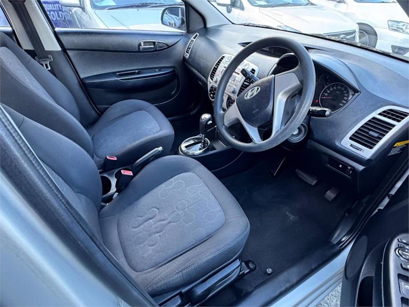 2012 Hyundai i20 PB MY12 Active Silver, Chrome 4 Speed Automatic Hatchback62936663709443113