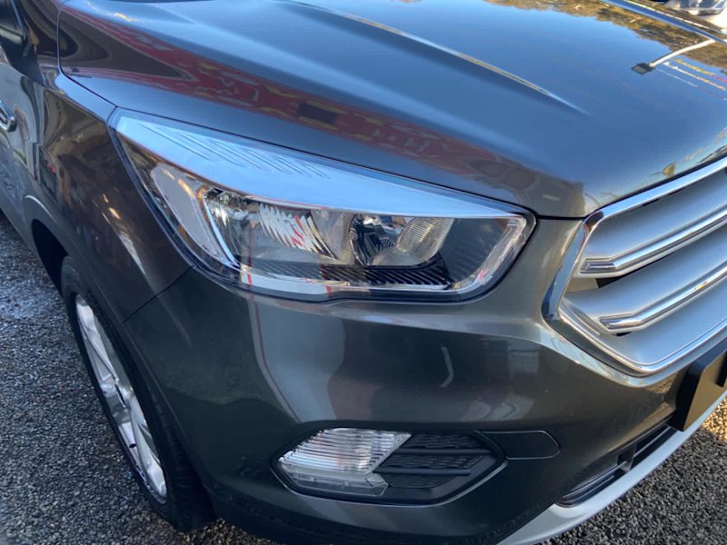 2019 FORD Escape TREND (FWD) AUTOMATIC WAGON 62935682671105114