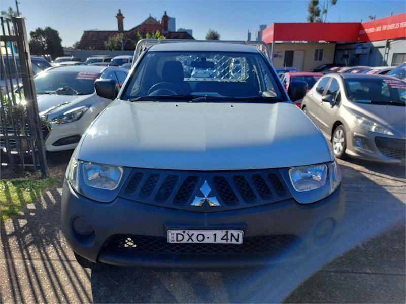 2009 Mitsubishi Triton ML MY09 GL White 5 Speed Manual Cab Chassis62933715451265111