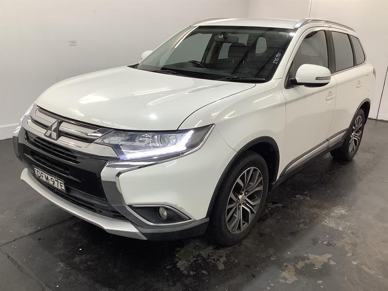2016 Mitsubishi Outlander ZK MY16 LS (4x2) White Solid Continuous Variable Wagon62936662917249111