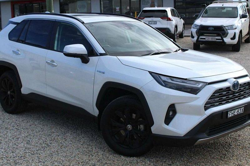 2023 Toyota RAV4 Axah52R Cruiser 2WD Frosted White 6 Speed Constant Variable Wagon Hybrid629366575683861122