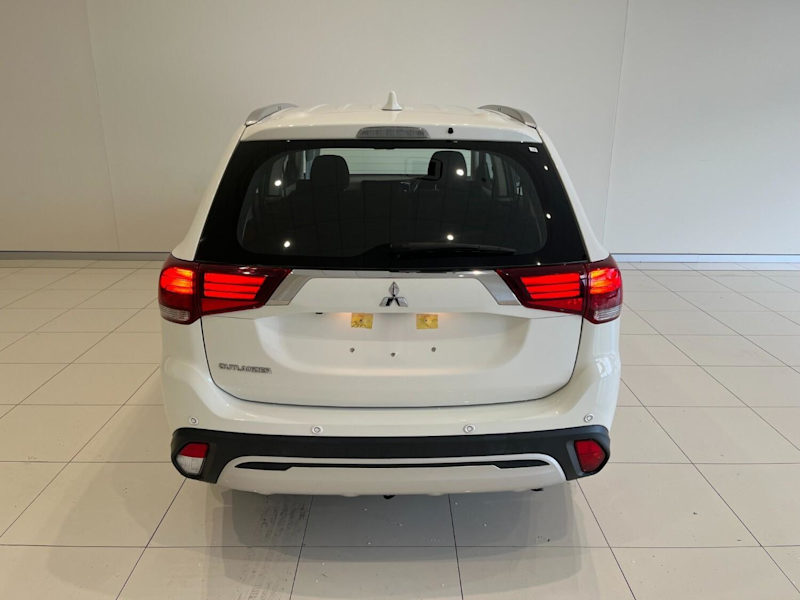 2018 Mitsubishi Outlander ZL MY19 ES 2WD ADAS White 6 Speed Constant Variable Wagon62937622621699114
