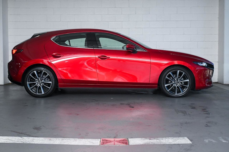 2021 Mazda 3 BP2H7A G20 SKYACTIV-Drive Touring Red 6 Speed Sports Automatic Hatchback62933711029635113