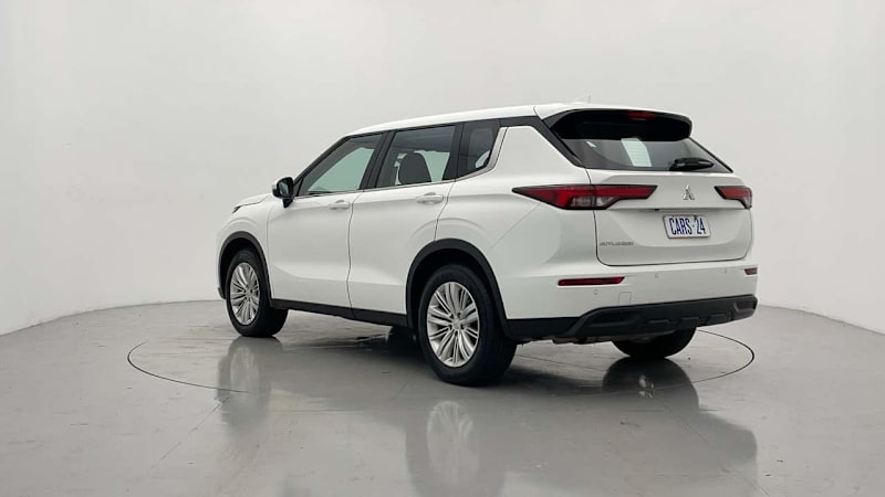 2023 Mitsubishi Outlander ZM MY24 ES 5 Seat (2WD) 8 Speed CVT Auto 8 Speed Wagon62882772089602114