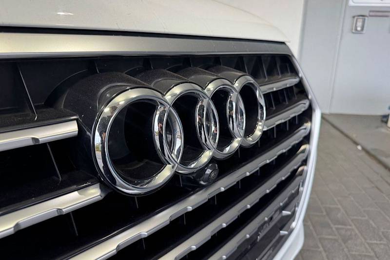 2017 Audi Q7 4M MY18 TDI Tiptronic Quattro Glacier White (2y2y) 8 Speed Sports Automatic Wagon62937624243075112