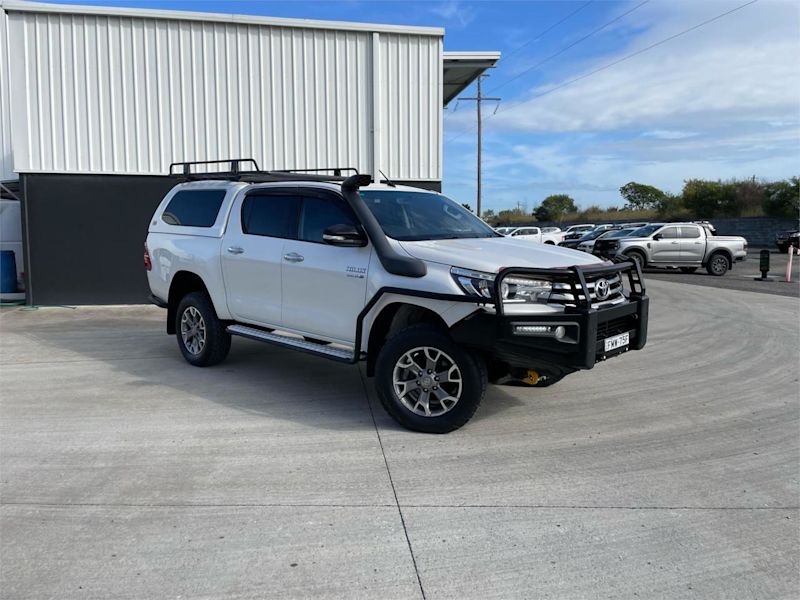 2015 Toyota Hilux GUN126R SR5 (4x4) White 6 Speed Manual Dual Cab Utility62933714839171113