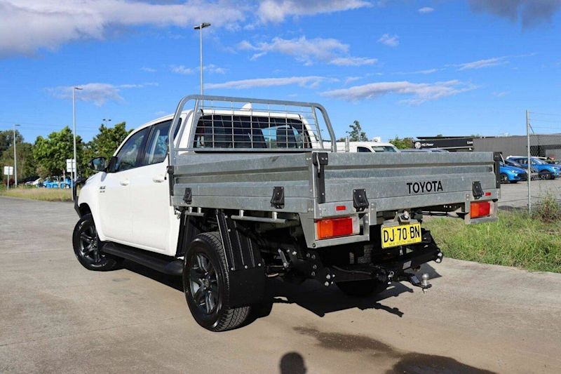 2023 Toyota Hilux GUN126R SR Glacier White Automatic Cab Chassis62937623925379113