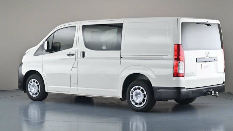TOYOTA HIACE LWB 201962933710873090113