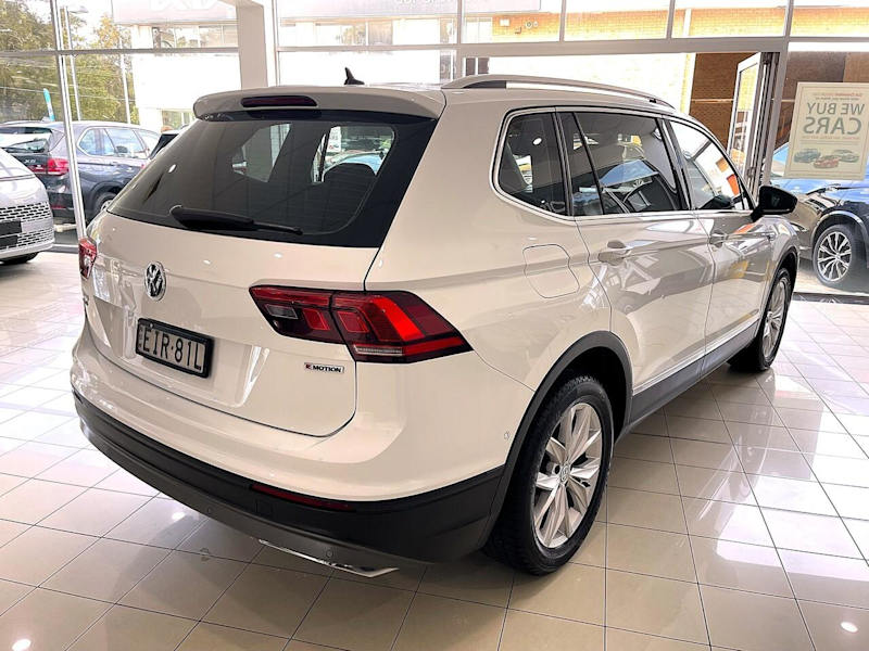 2020 Volkswagen Tiguan 5NA MY20 Allspace 132 TSI Comfortline White 7 Speed Auto Direct Shift Wagon62935692699137114