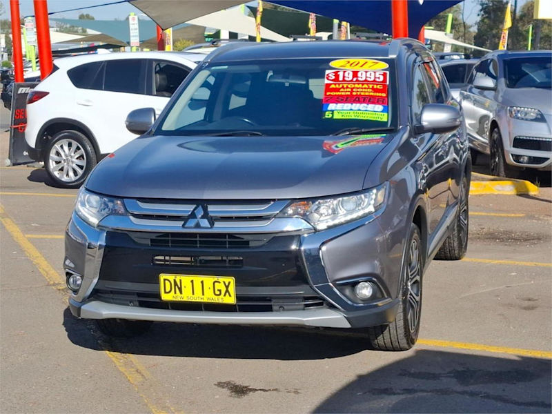 2017 Mitsubishi Outlander ZK MY17 LS 2WD Safety Pack Iron Bark Grey 6 Speed Constant Variable Wagon62882772305281112