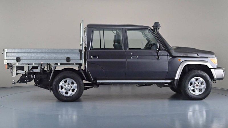 TOYOTA LANDCRUISER 70 SERIES GXL 202262932714381569110