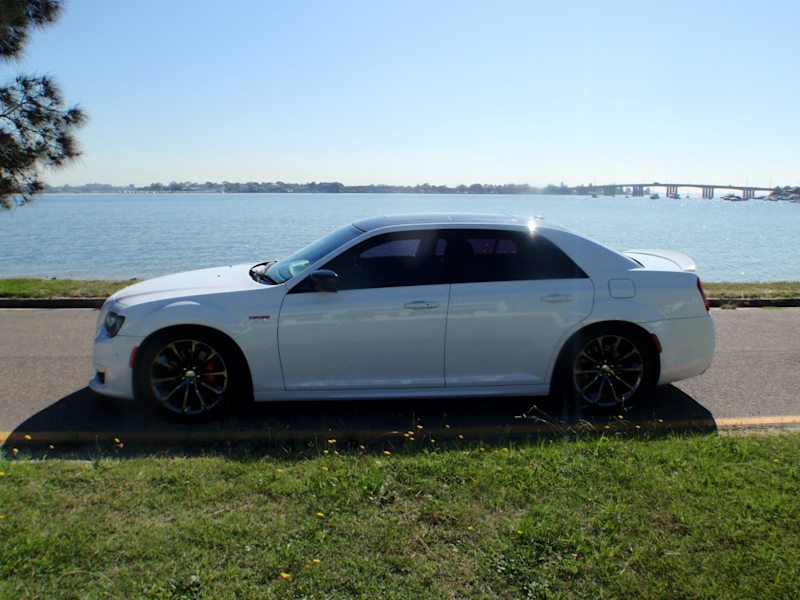 2016 CHRYSLER 300 SRT862882733097601114
