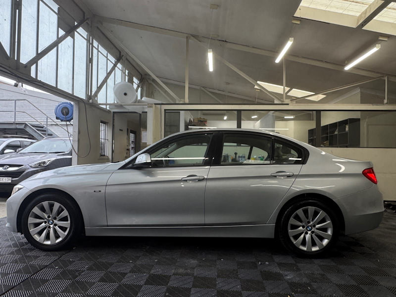 2012 BMW 3 20d MODERN LINE62933714048386113