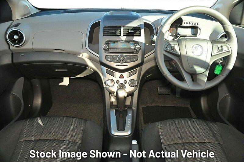 2015 Holden Barina TM MY16 CD White 6 Speed Automatic Sedan62937623591299114