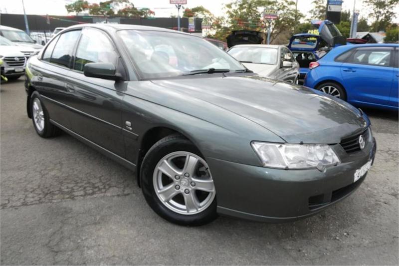 2002 Holden Commodore VY Executive Grey 4 Speed Automatic Sedan62935693294467110