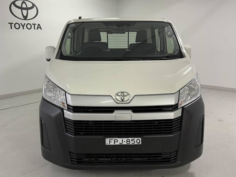 2020 Toyota HiAce LWB French Vanilla Automatic Van62885350208513112