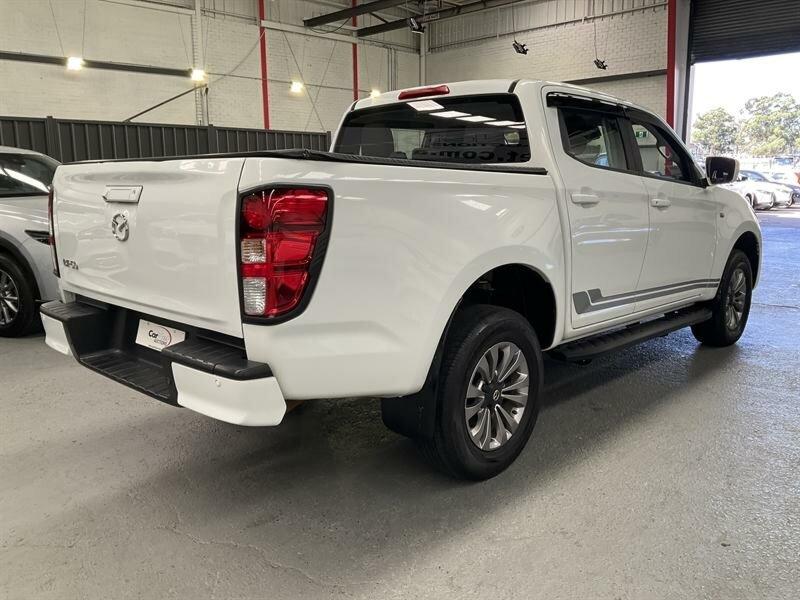2021 Mazda BT-50 B30B XT (4x2) White 6 Speed Automatic Dual Cab Pick-up62935690585089114
