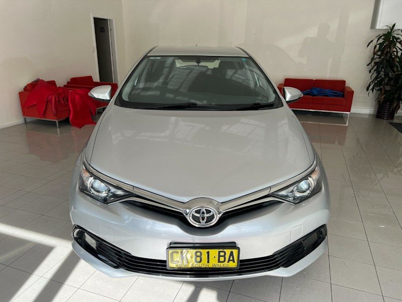 2016 Toyota Corolla ZRE182R Ascent S-CVT Silver 7 Speed Constant Variable Hatchback62937622862209111
