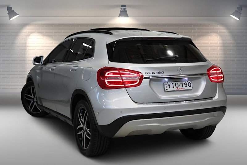 2017 Mercedes-Benz GLA-Class X156 807MY GLA180 DCT Polar Silver - Metallic Paint 7 Speed62933705751555111