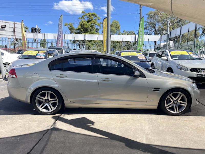 HOLDEN COMMODORE 2012 SERIES II AUTOMATIC SUPER LOW 123,651 KMS LOGBOOKS AUG 2025 REG *5YR WARRANTY*62934700174979112