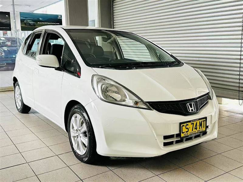 2011 Honda Jazz GE MY12 GLi White 5 Speed Automatic Hatchback62933704380417111