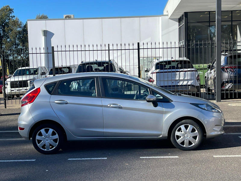 2010 Ford Fiesta WS CL Silver 4 Speed Automatic Hatchback62936659980035112