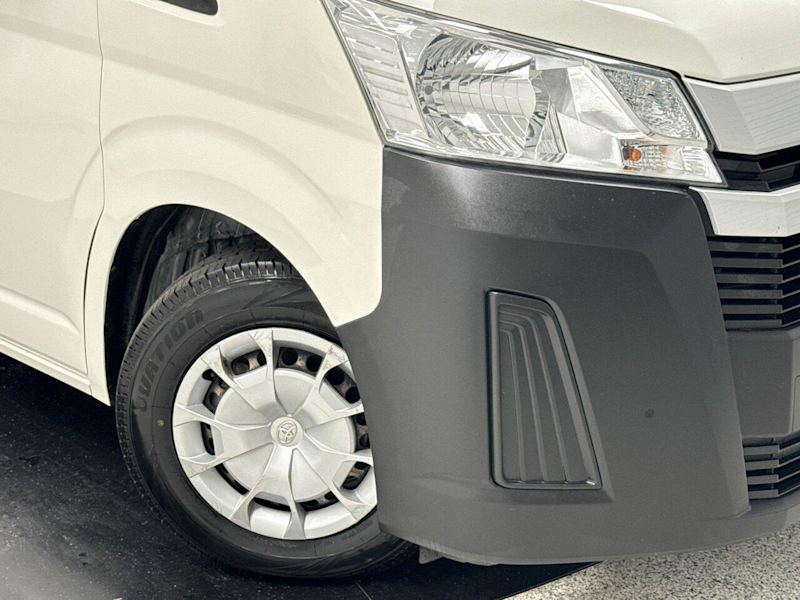 2019 Toyota HiAce GDH300R LWB White 6 Speed Sports Automatic Van62934702882691111