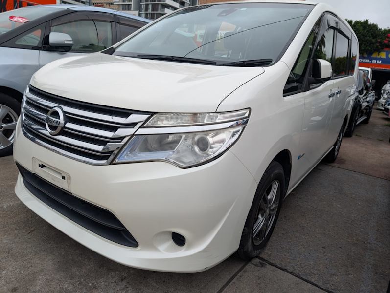 2013 NISSAN SERENA hybrid 8 seats 62886406452995112