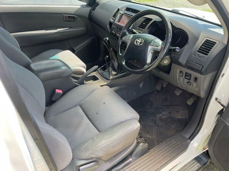 2013 Toyota Hilux SR 4x4 -Located in Macksville south of Coffs Harbour62936661048193113