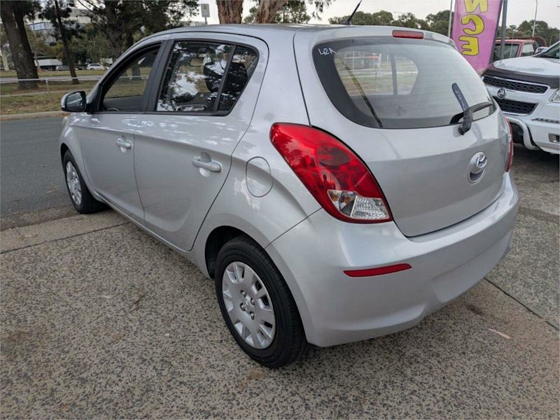 2013 Hyundai i20 PB MY14 Active Silver 4 Speed Automatic Hatchback62935680183554114