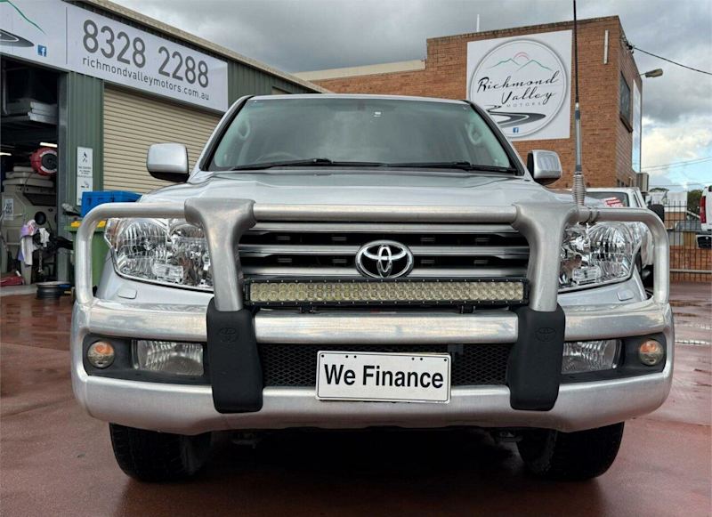 2008 Toyota Landcruiser VDJ200R Sahara (4x4) Silver 6 Speed Automatic Wagon62933712528385111