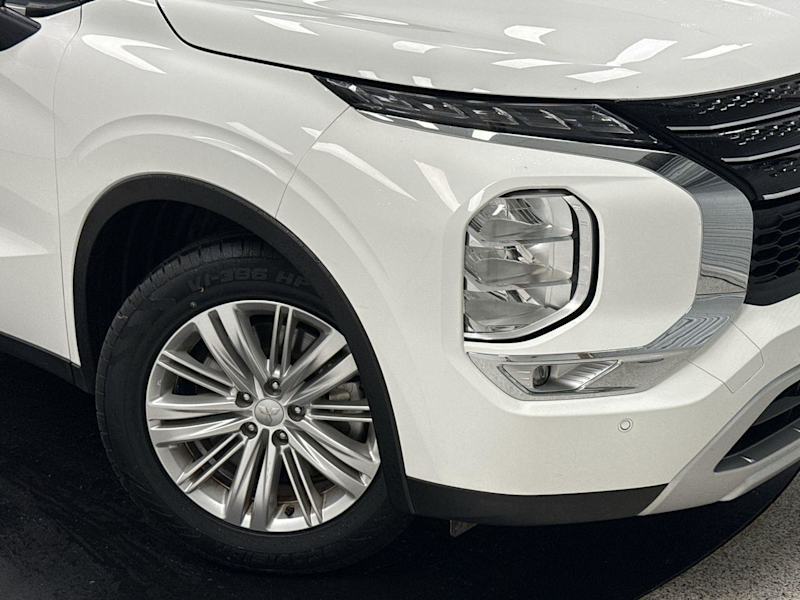 2023 Mitsubishi Outlander ZM MY23 LS 2WD White 8 Speed Constant Variable Wagon62938584051329111